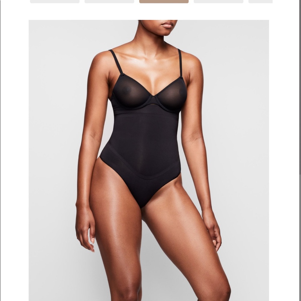 SKIMS HIGH WAISTED BONDED THONG, Onyx